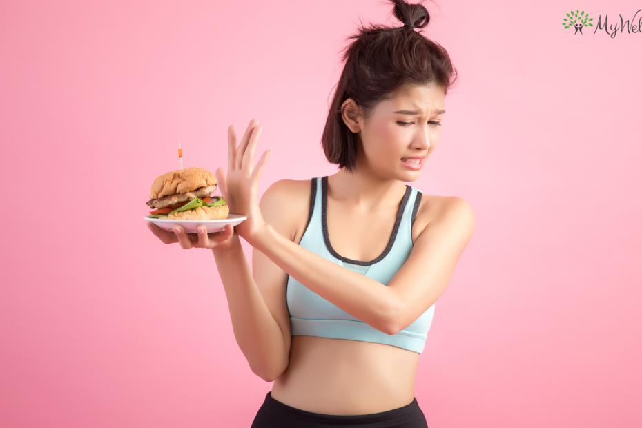 asian-women-refuse-fast-food-because-slimming-pink
